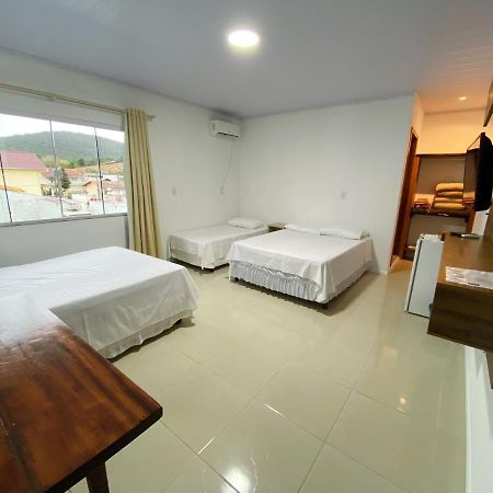 Calefe Suites Пення Екстер'єр фото